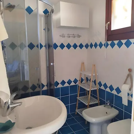 Borgo Tuchese Vista Mare Apartment *
